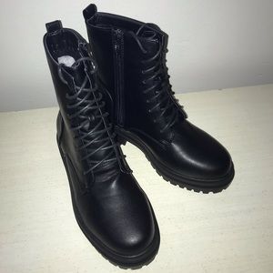 F21 Faux Leather Lace-Up Ankle Boots